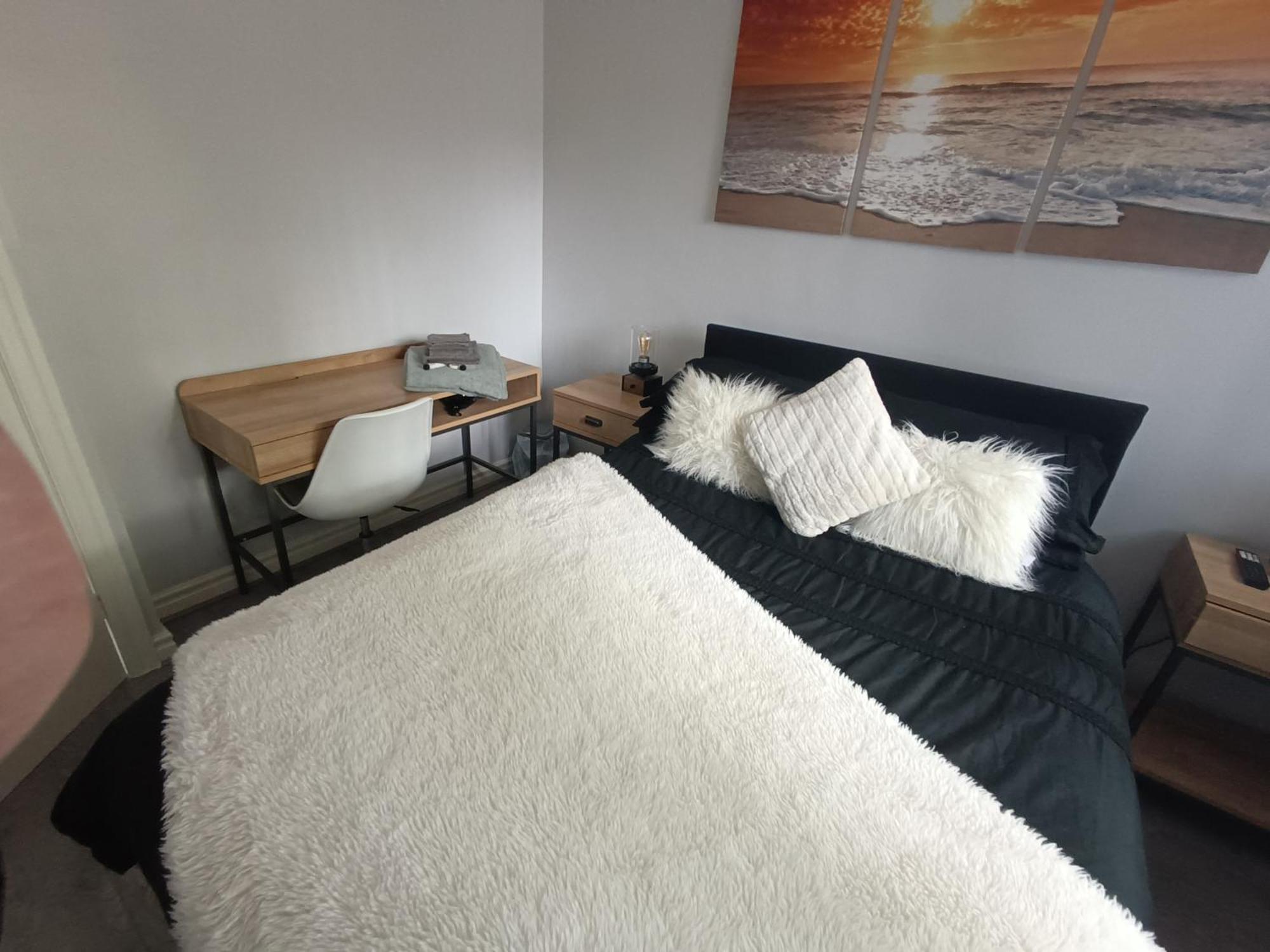 Lister Park Bradford 2Bed Detached Cottage House Parking Cinema Screen Games Room Luaran gambar